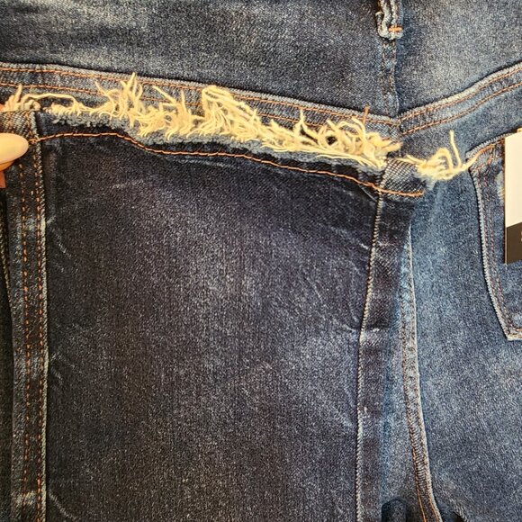 Judy Blue‎ High Rise Rigid Magic Distressed Straight Jeans Size 9 **New** - Picture 6 of 7